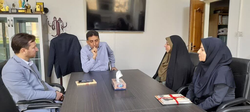 دیدار نوروزی مدیرکل کانون همدان در اولین روز کاری