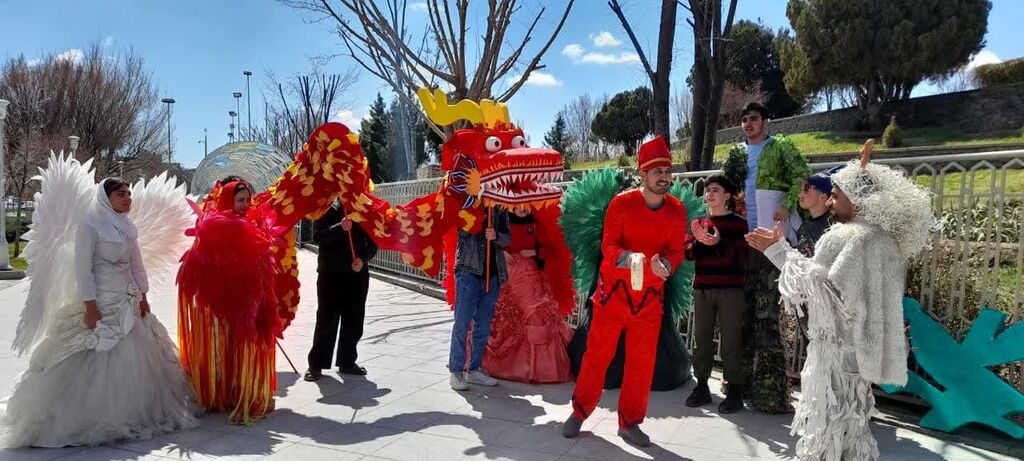 اجرای برنامه همدانشناسی با بچهمچههای کانون همدان