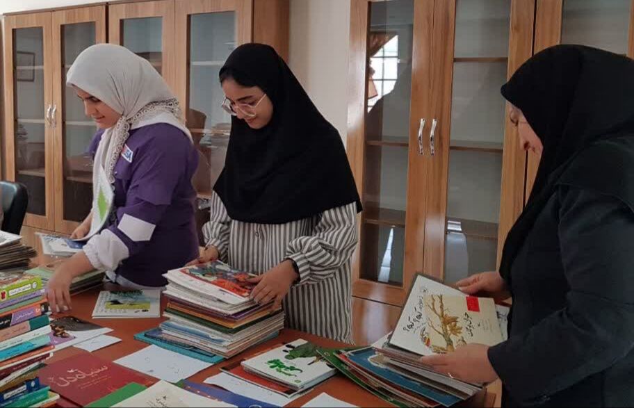 سومین اردوی جهادی کتابیاران کانون کرمانشاه