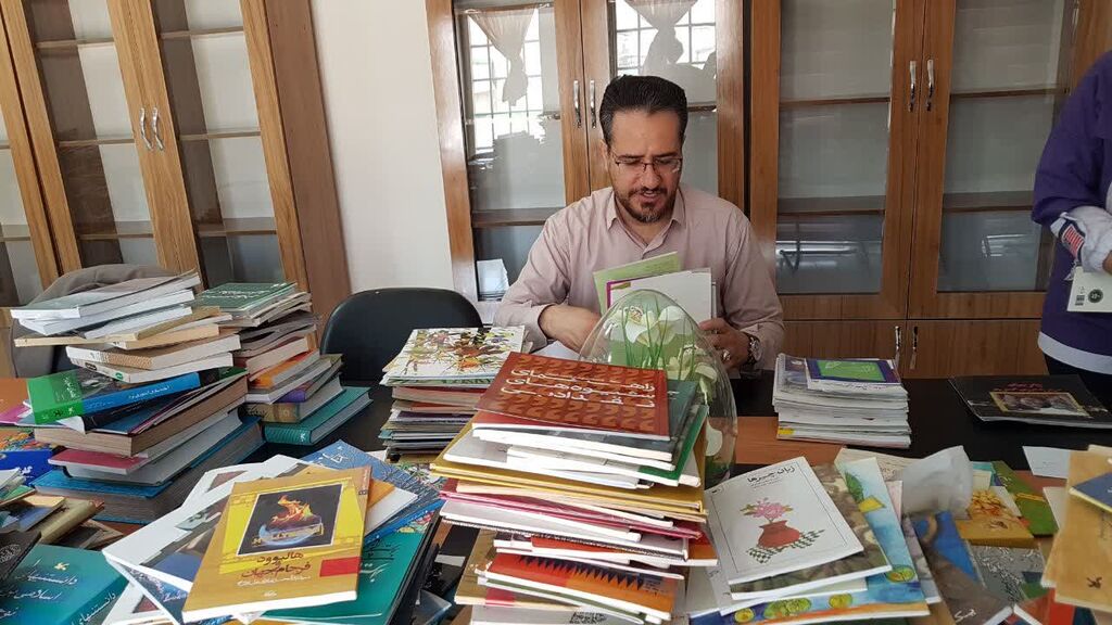 سومین اردوی جهادی کتابیاران کانون کرمانشاه