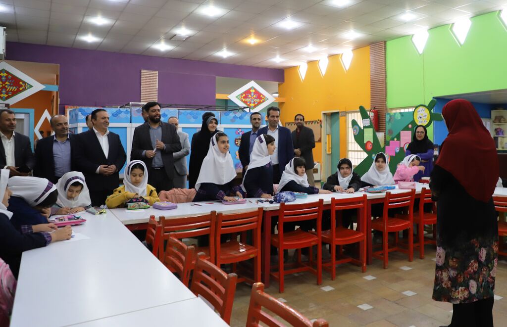 استاندار قزوین در بازدید از کانون استان:\
ایجاد فضای شاداب و پرنشاط آموزشی از امتیازات کانون پرورش فکری است