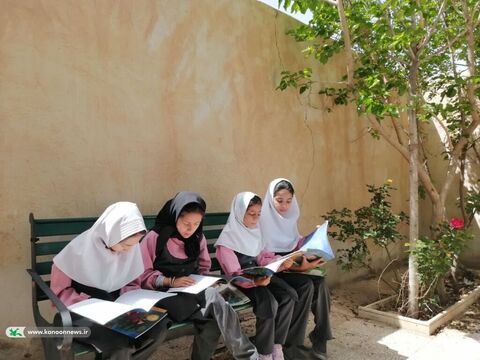 کتابخانه سیار بخش مرکزی و کهک کانون قم