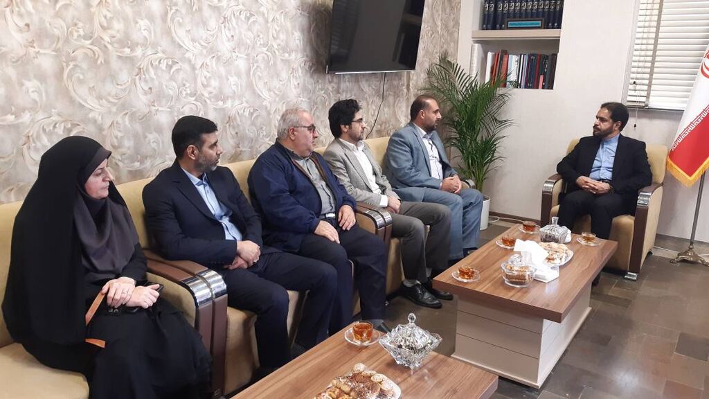 کانون نقش مهمی در حوزه فرهنگی دارد / از برنامههای کانون حمایت میکنیم