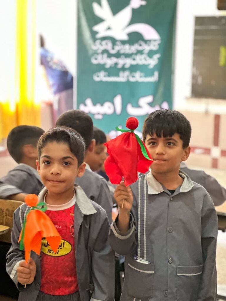 «حال خوش» دانشآموزان روستای هاشمآباد گرگان در اولین روزهای بهاری