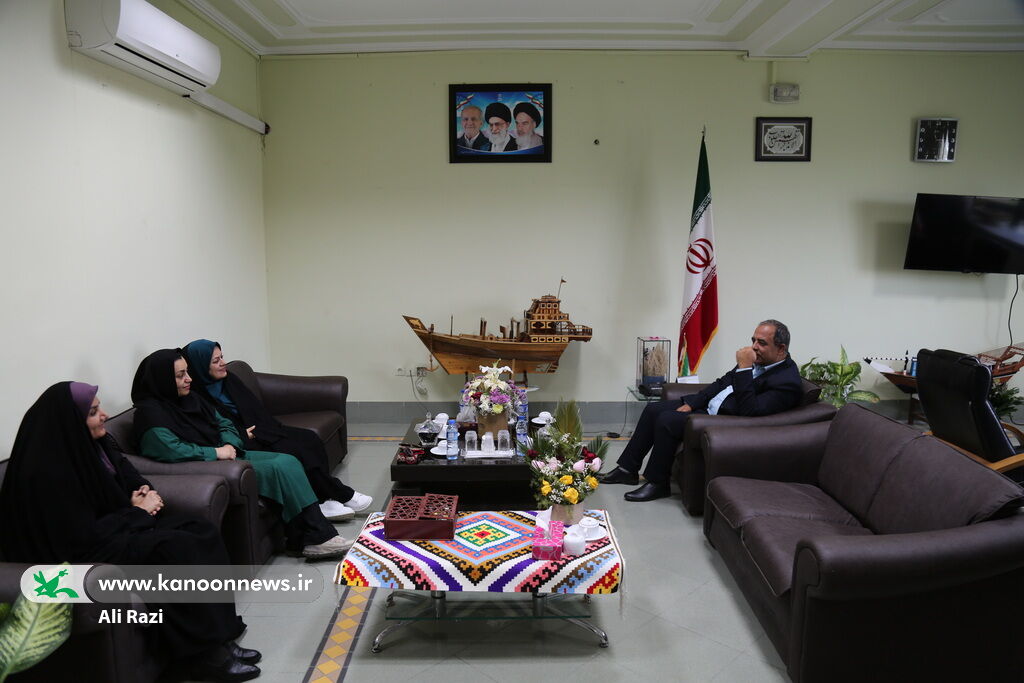 مدیرکل کانون استان بوشهر با فرماندار بوشهر دیدار کرد