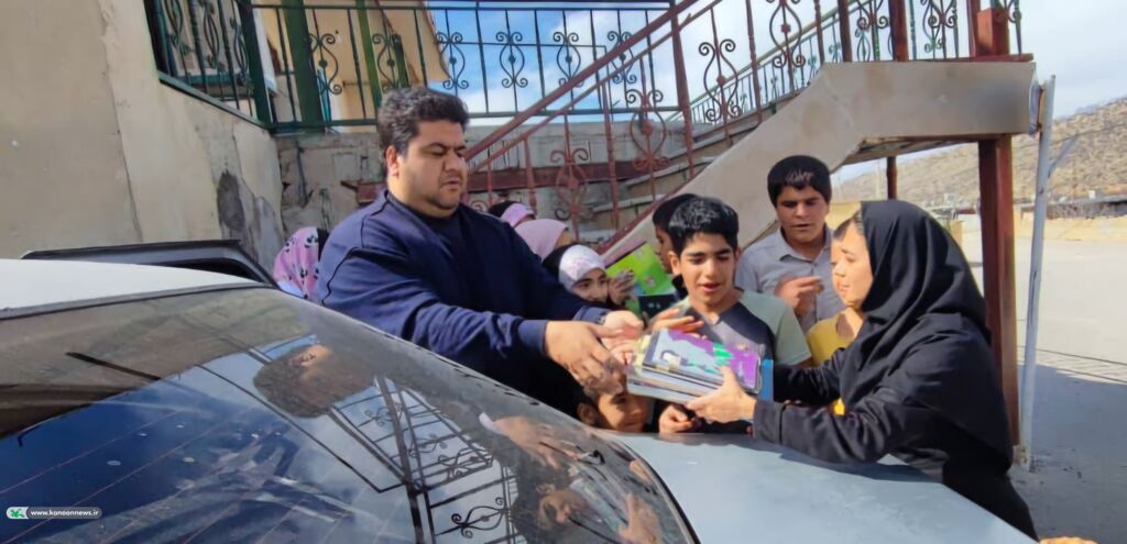 خدمات فرهنگی داوطلبانه مربی مسئول کانون پرورش فکری کبکیان در مناطق کم برخوردار