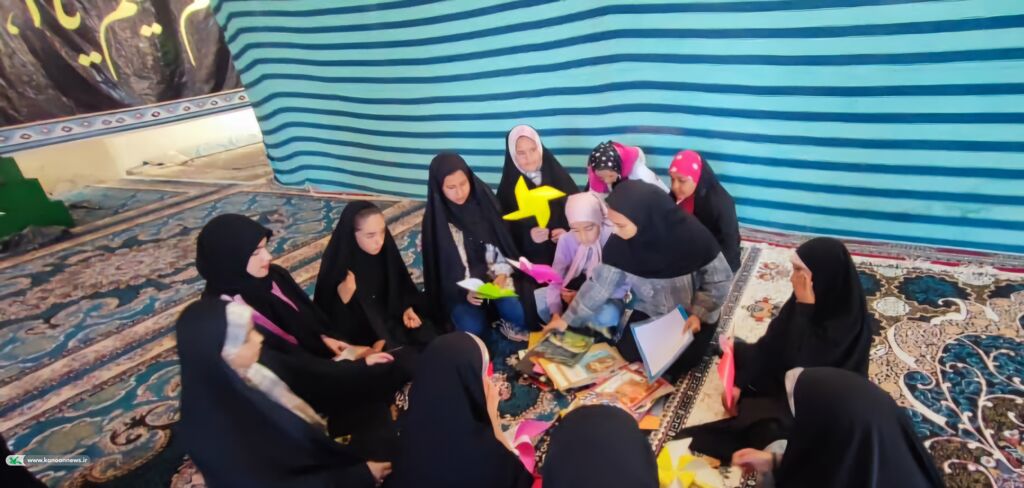 خدمات فرهنگی داوطلبانه مربی مسئول کانون پرورش فکری کبکیان در مناطق کم برخوردار