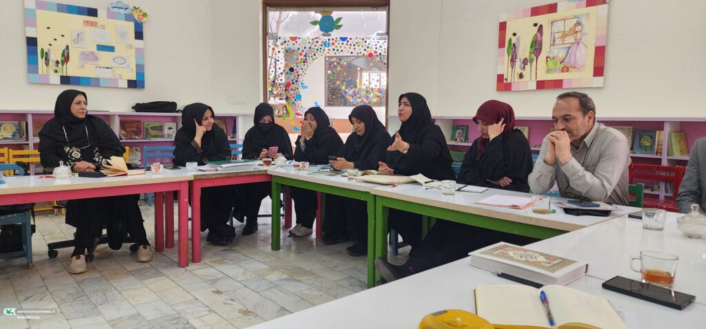 گردهمایی مدیر کل، کارشناسان و مسئولین کانون پرورش فکری کودکان ونوجوانان استان قم