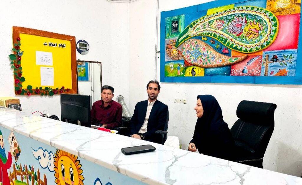 بازدید مدیرکل کانون پرورش فکری کهگیلویه و بویراحمد از مرکز شماره دو یاسوج بازدید مدیرکل کانون پرورش فکری کهگیلویه و بویراحمد از مرکز شماره دو یاسوج