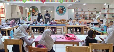 معرفی فعالیتهای کانون پرورش فکری کهگیلویه و بویراحمد به دانش آموزان