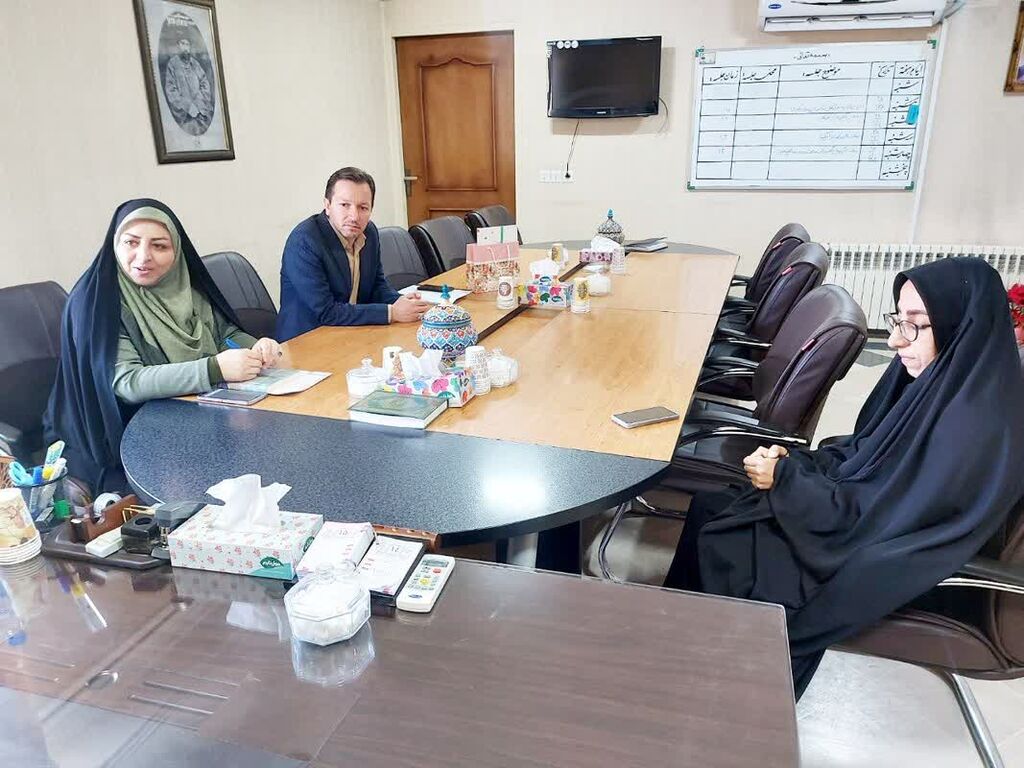 دیدار مدیرکل کانون همدان با مسئولان شهرشتان اسدآباد