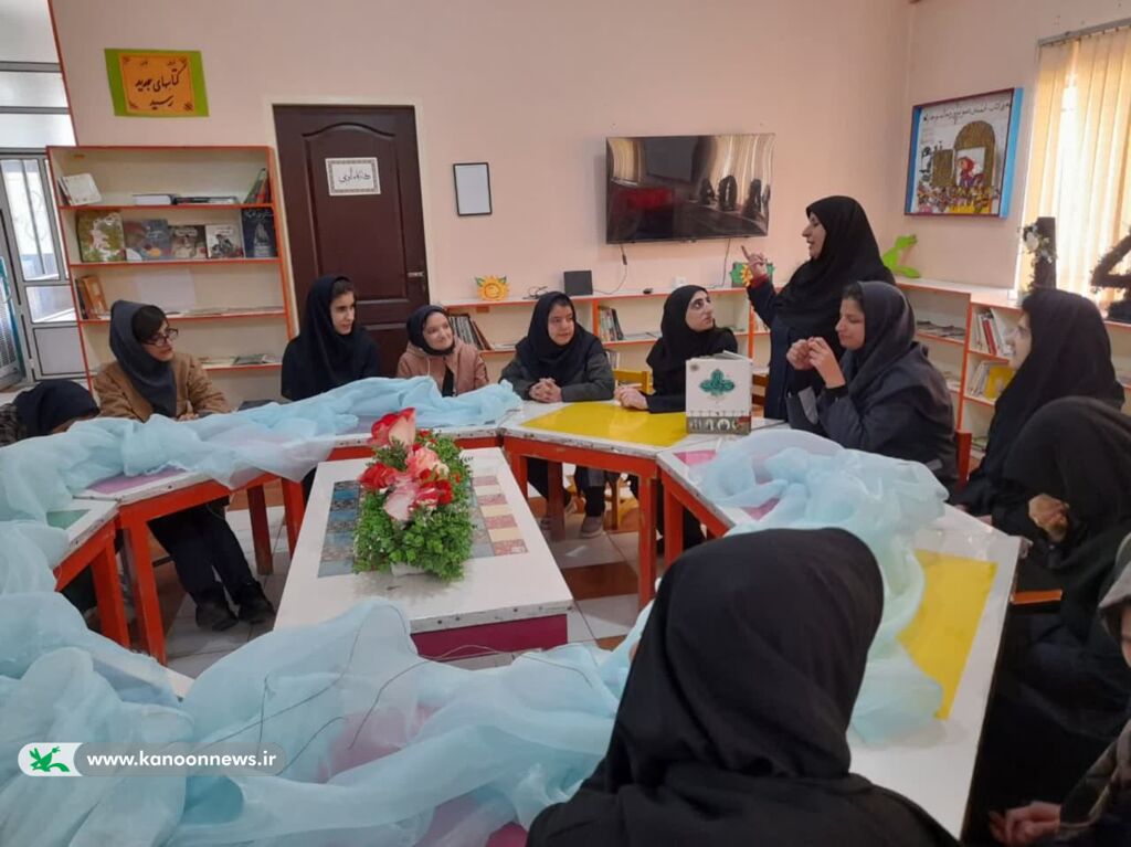 بازدید دانش آموزان توانبخشی باران از مرکز شماره یک کانون الیگودرز لرستان