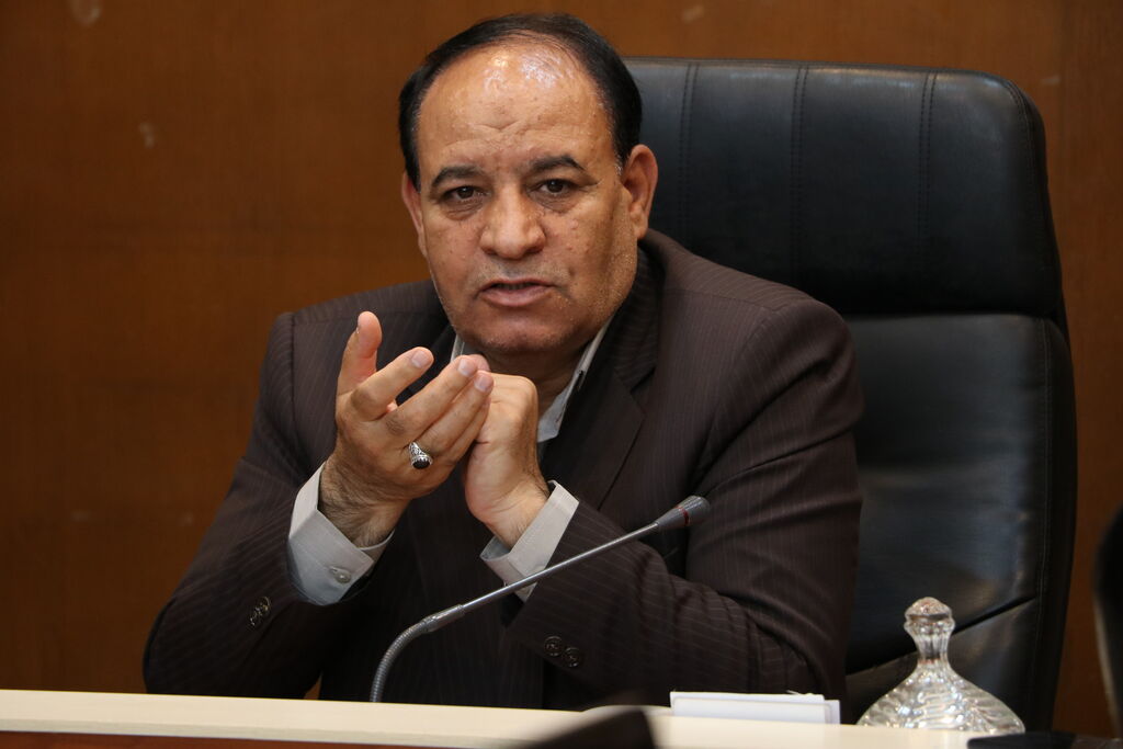 از توسعه مراکز کانون حمایت میکنیم