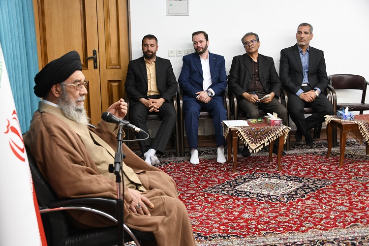 تفاوت بین کلام و عمل مانع از تربیت صحیح می شود