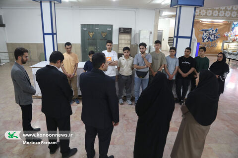 بدرقه گروههای رباتیک یزد