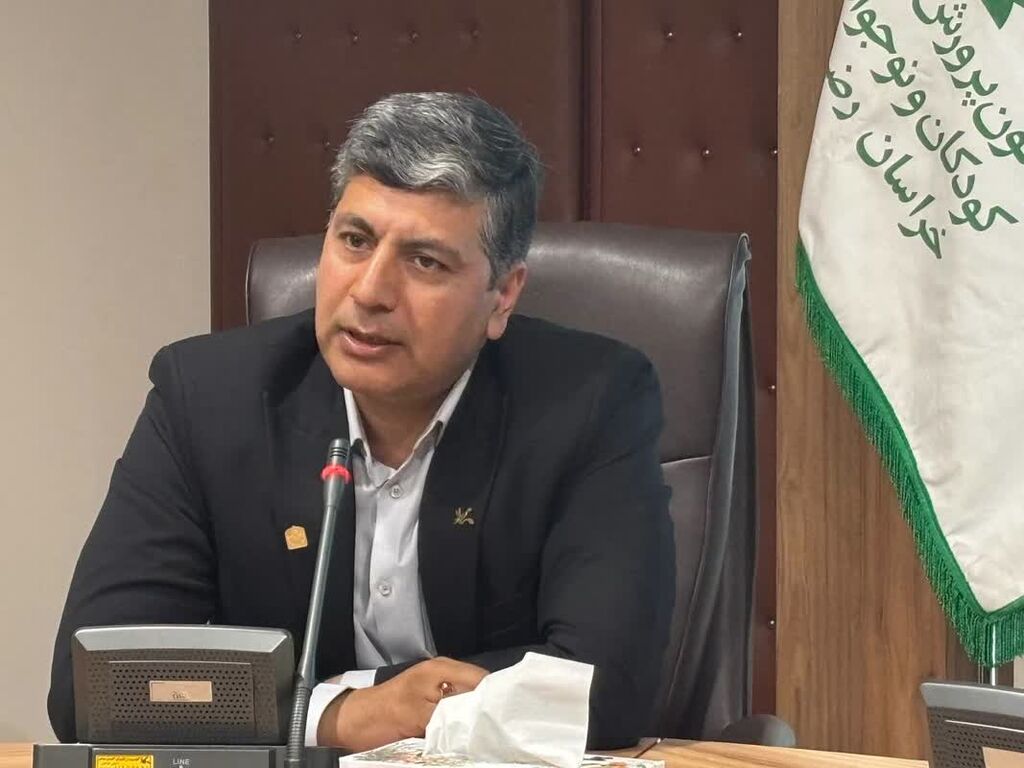 آیین تکریم معاون اداری، مالی کانون استان خراسان رضوی