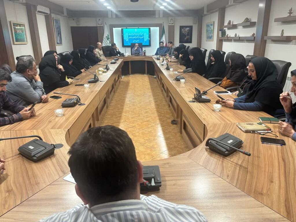 آیین تکریم معاون اداری، مالی کانون استان خراسان رضوی