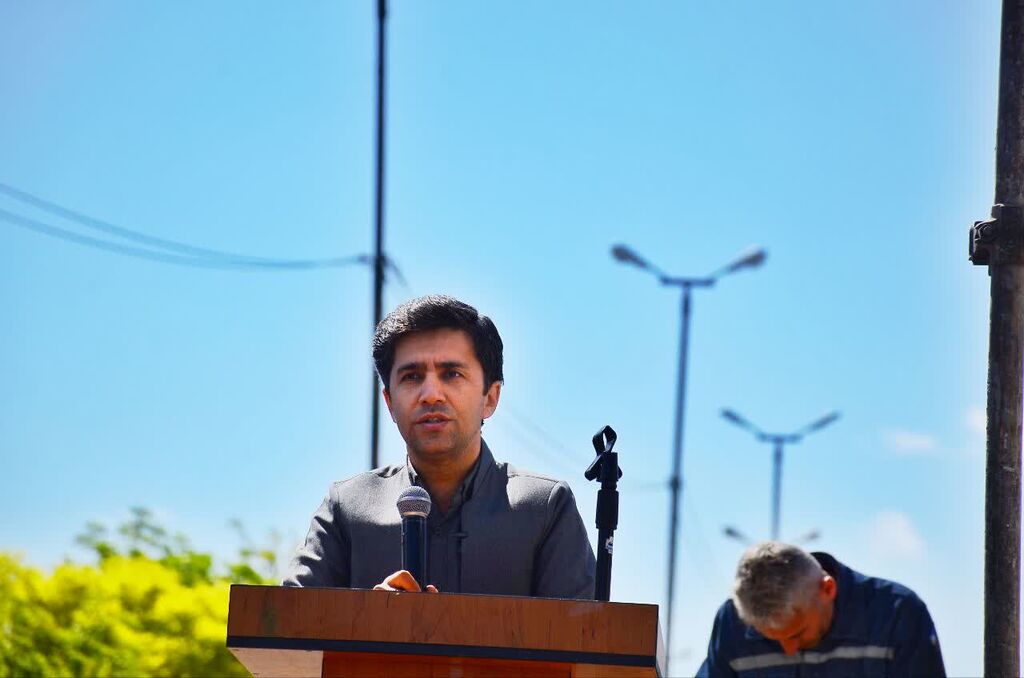 حضور کارکنان و اعضای مراکز روانسر و ثلاثباباجانی در راهپیمایی دفاع از کودکان غزه