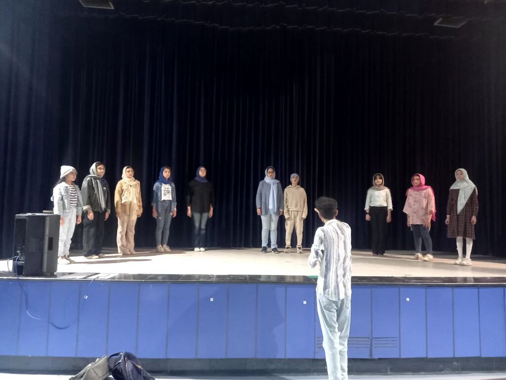 راهیابی گروه سرود_نمایش مجتمع آفرینش کرمانشاه به جشنواره کشوری آوای هلال