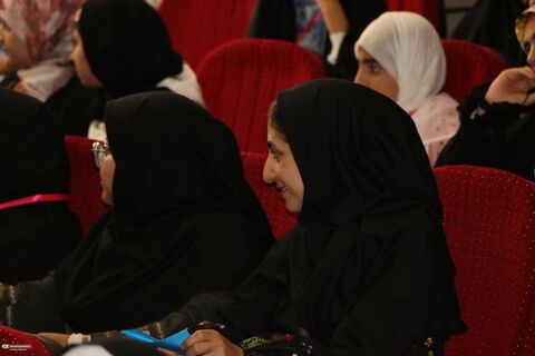 محمد خیاطزنجانی در جمع  کانونیاران فارس به سوالات آنها پاسخ داد