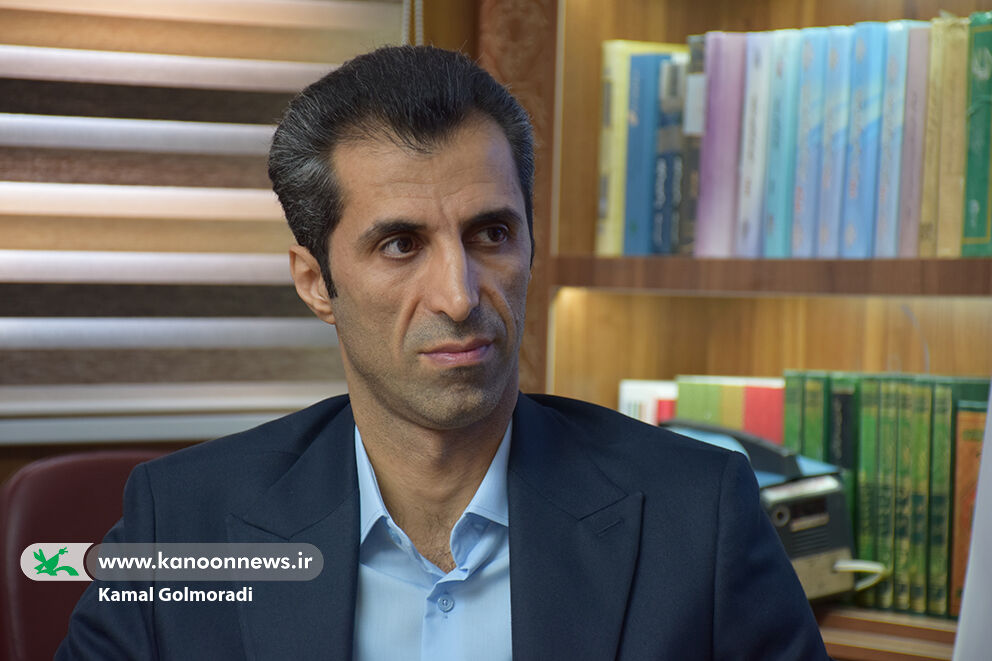 مدیرکانون زبان لرستان معرفی شد