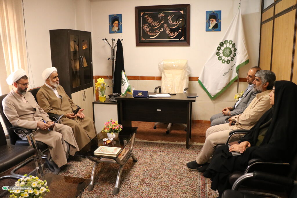 دیداری  مدیرکل کانون پرورش فکری کودکان و نوجوانان استان کرمان با مدیر بنیاد فرهنگی حضرت مهدی موعود (عج) استان حضور کانون باعث کیفیت بهتر، برنامههای مهدویت میشود