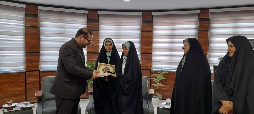 دیدار مدیرکل کانون همدان با فرماندار شهرستان فامنین