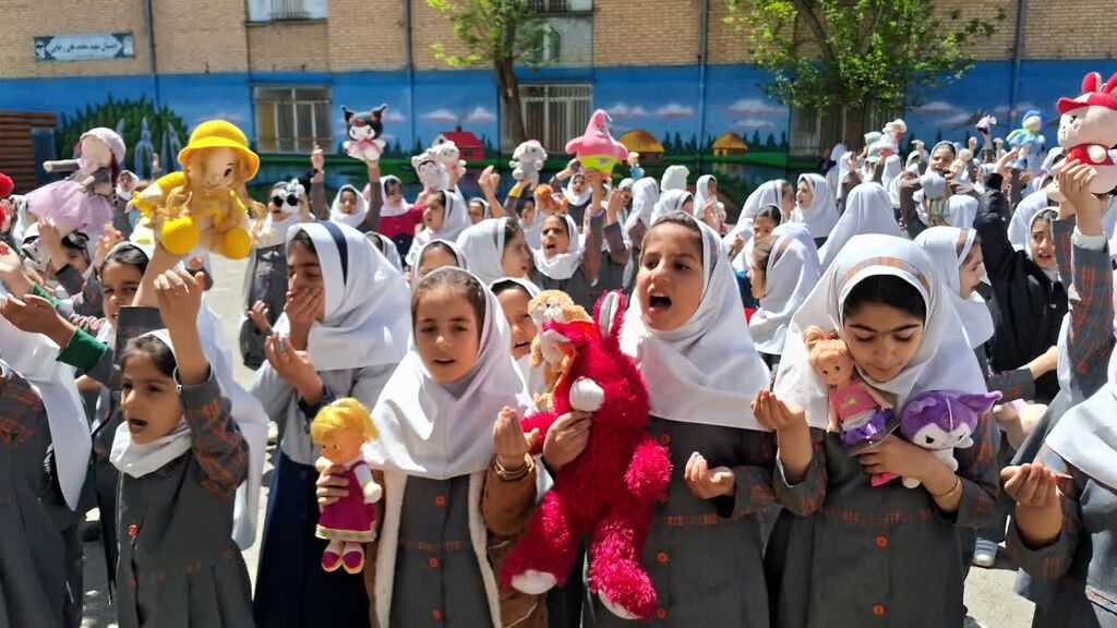 مرکز کنگاور ویژهبرنامه زنگ بیداری و پویش فریاد عروسکها را برگزار کرد