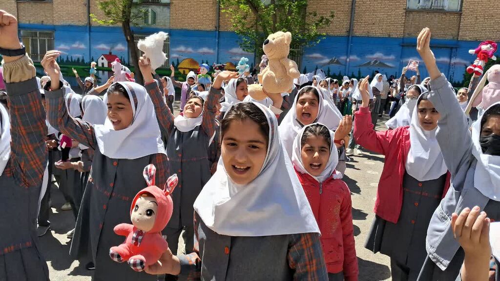 مرکز کنگاور ویژهبرنامه زنگ بیداری و پویش فریاد عروسکها را برگزار کرد