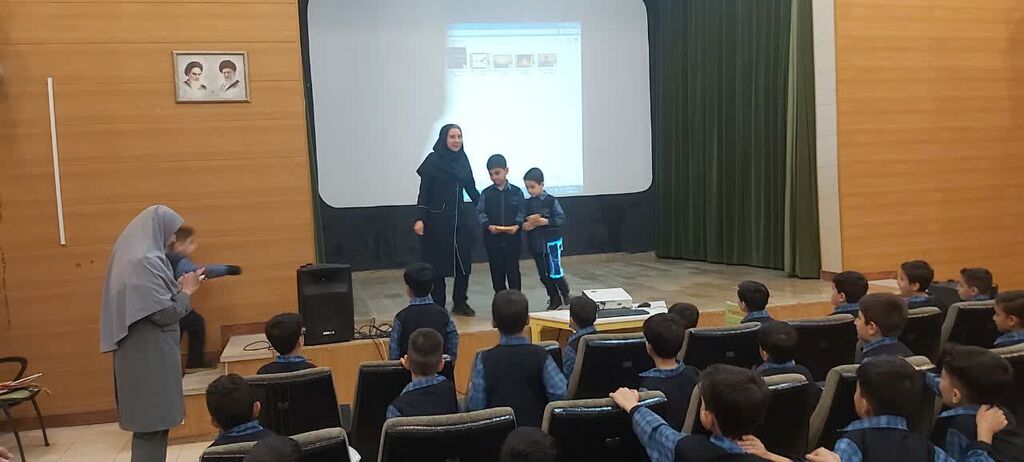 حضور مدارس در مراکز کانون البرز ادامهی ارتباط کانون البرز و مدارس در سال جدید