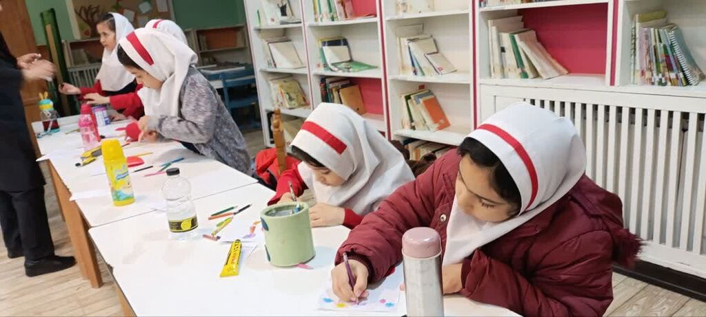 «کفشدوزکهای کاغذی» در مرکز فرهنگی قوچان