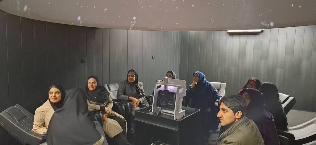 مربیان مراکز غرب کانون پرورش فکری مازندران با نجوم آشنا شدند