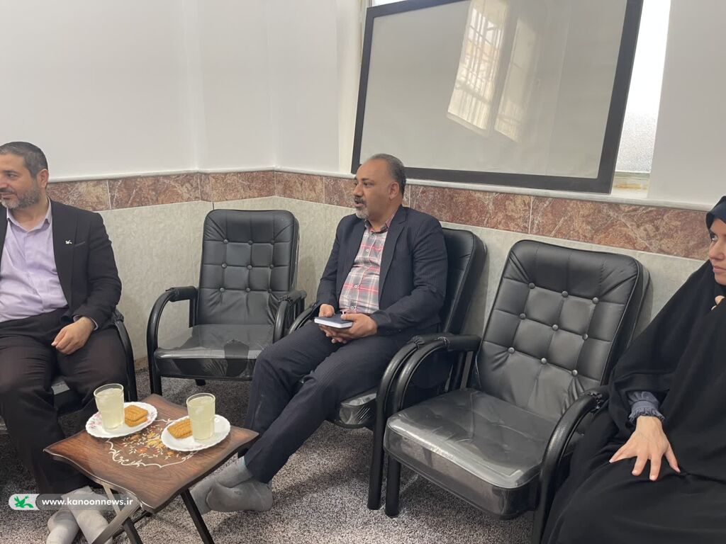 دیدار مدیر کل کانون استان قم با محمد منان رئیسی نماینده استان قم در مجلس