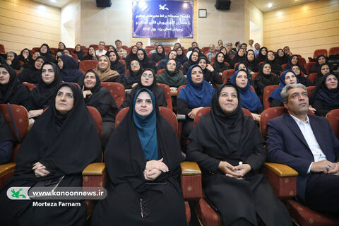 نشست صمیمانه مدیرعامل یزد