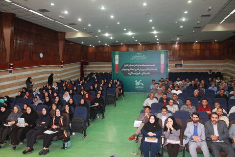 نشست مجازی مدیرعامل با کارکنان کانون پرورش فکری خوزستان