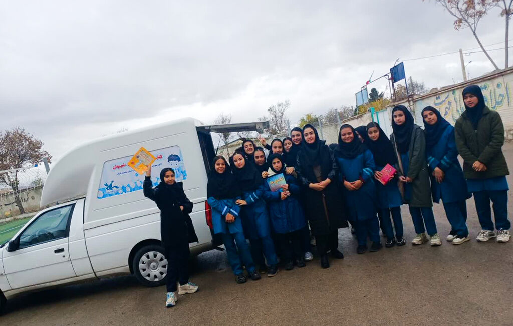 کتابخانههای سیار کانون، ترویج فرهنگ کتابخوانی در مناطق دورافتاده