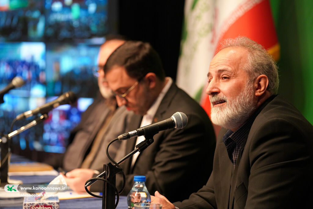 کانون شکوفا میشود با رویآوردن به علوم نوپدید