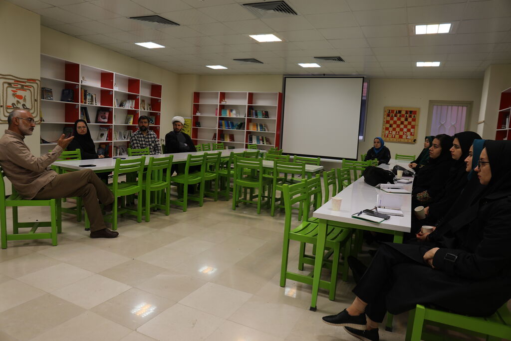 مراکز در راستای چشم انداز کانون حرکت کنند