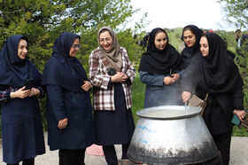 یک روز خوش در دل طبیعت/ مربیان کانون اردبیل در جنگل فندقلو اردو زدند