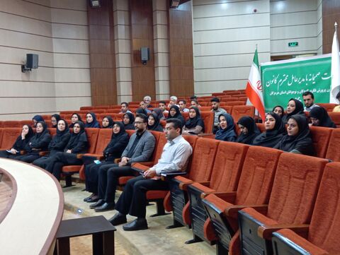 گفتگوی برخط مدیرعامل با کارکنان کانون هرمزگان