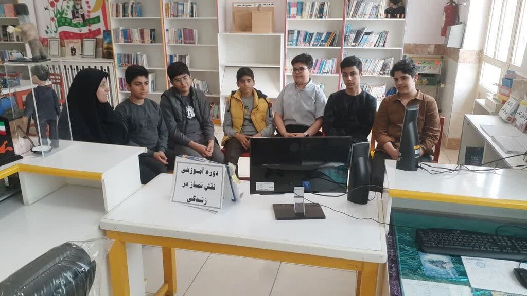 نشست تخصصی نقش نماز در زندگی