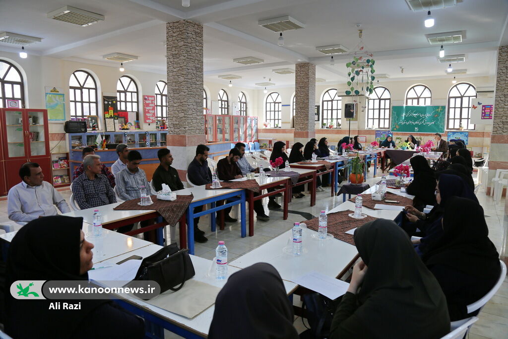 کارکنان کانون استان بوشهر گردهم آمدند