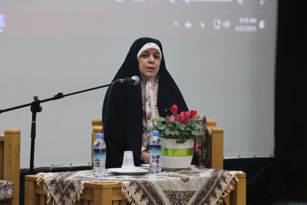 مرکز، سرزمین شماست و شما حاکم سرزمینتان هستید