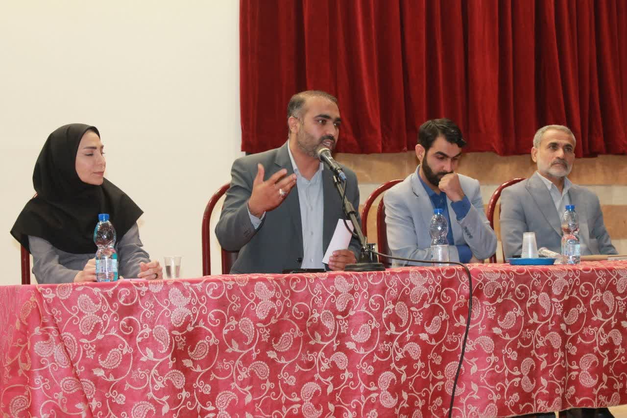 گردهمایی کارکنان کانون پرورش فکری خوزستان با تأکید بر اهداف تربیتی کودکان و نوجوانان