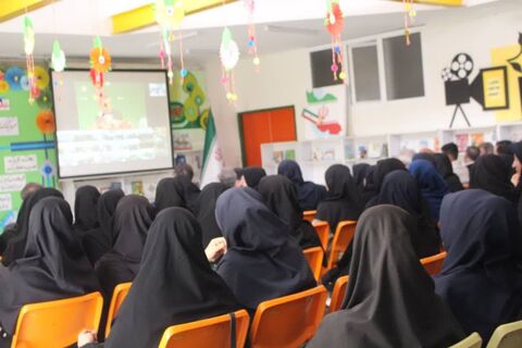 حضور کارکنان کانون آذربایجان شرقی در نشست سراسری آنلاین با مدیر عامل کانون پرورش فکری کودکان و نوجوانان