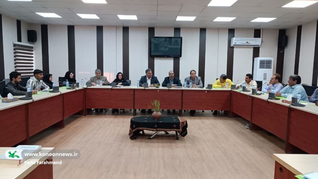 کارگاه آموزشی «آداب معاشرت و رفتار حرفهای» در کانون سیستان و بلوچستان برگزار شد