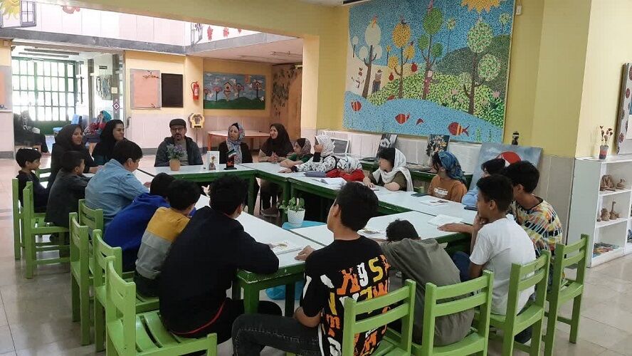 عطر بهاری فعالیت‌های فرهنگی،هنری و ادبی در مراکز کانون استان اصفهان