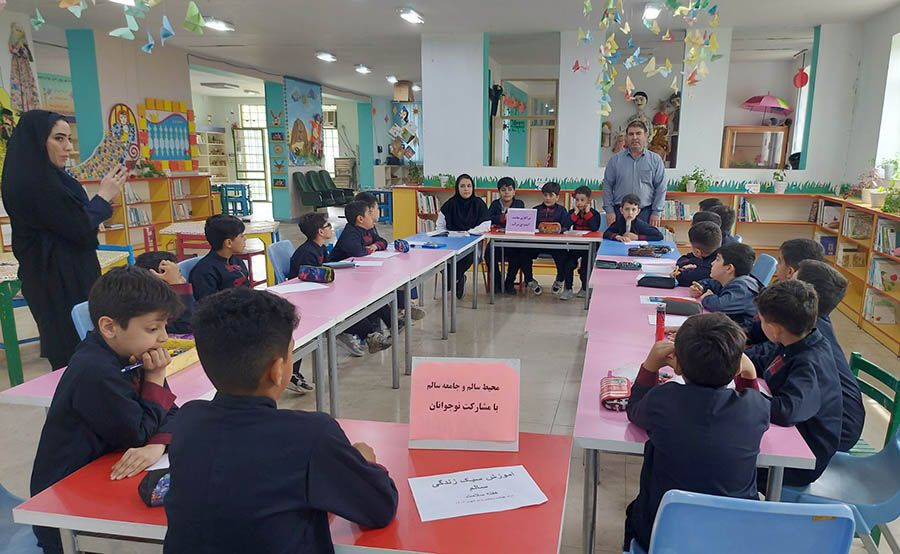 برنامه گرامیداشت هفته سلامت در مرکز شماره یک کانون پرورش فکری پارسآباد برگزار شد