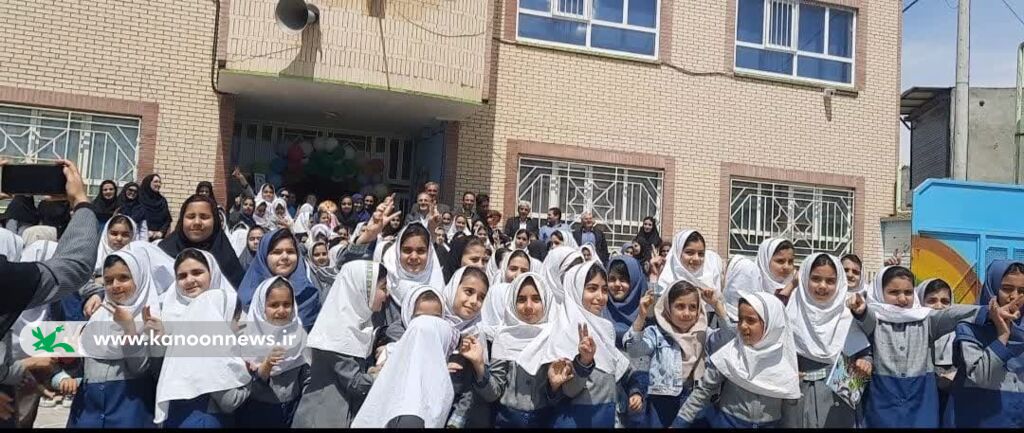 هفتاد و پنجمین پیک امید کانون با اهدای 500 جلد کتاب