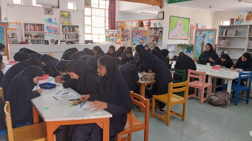 سومین دوره از  برنامه «یک روز با نوجوان» با محوریت مهارتآموزی برگزار شد